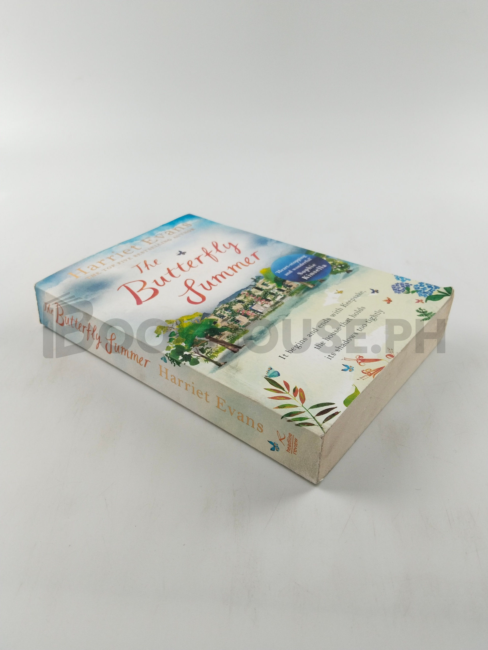 The Butterfly Summer by Harriet Evans - Image 2