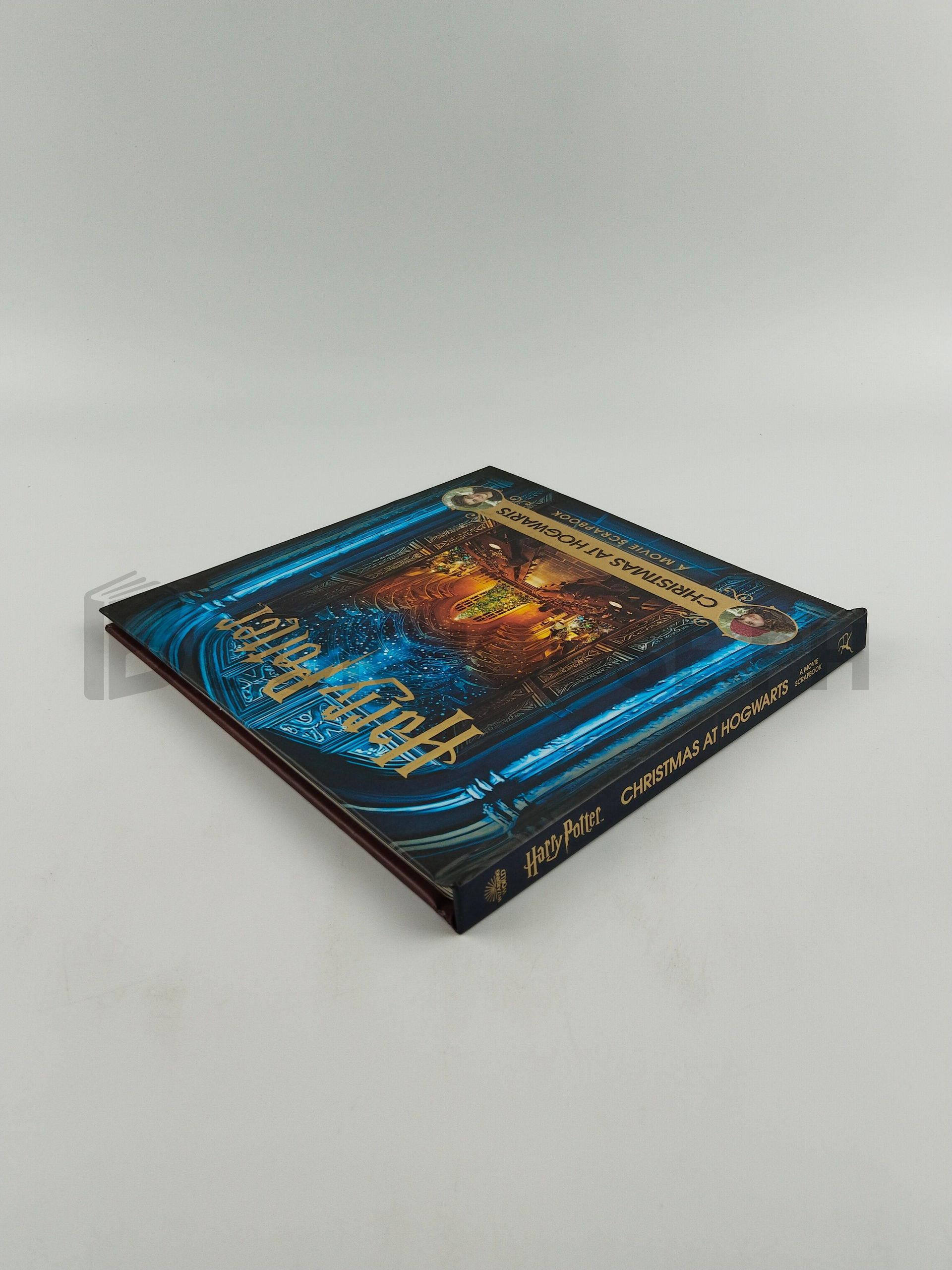 Harry Potter - Christmas At Hogwarts: A Movie Scrapbook by Warner Bros., Jody Revenson - Image 2
