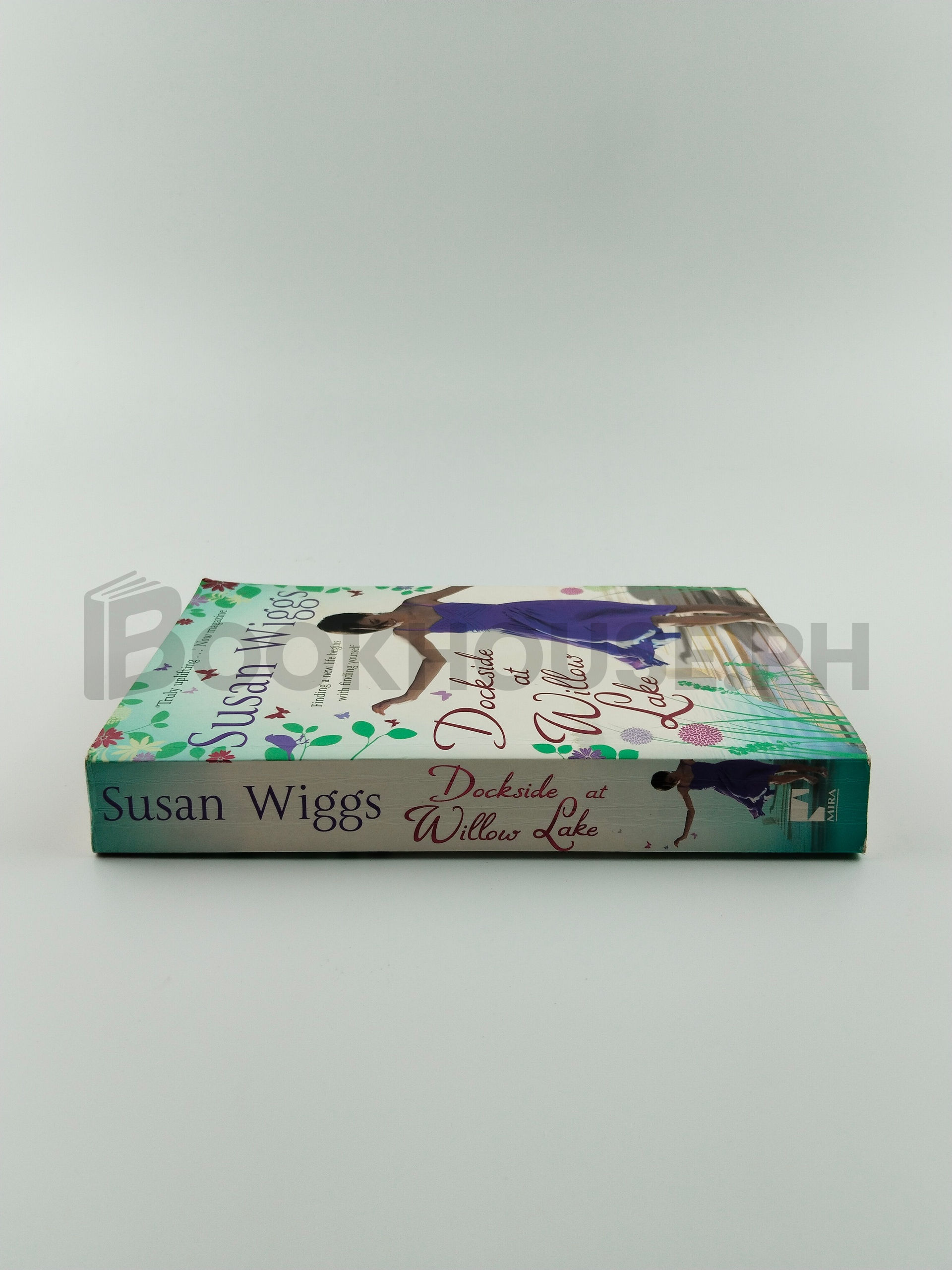 Dockside At Willow Lake by Susan Wiggs - Image 3