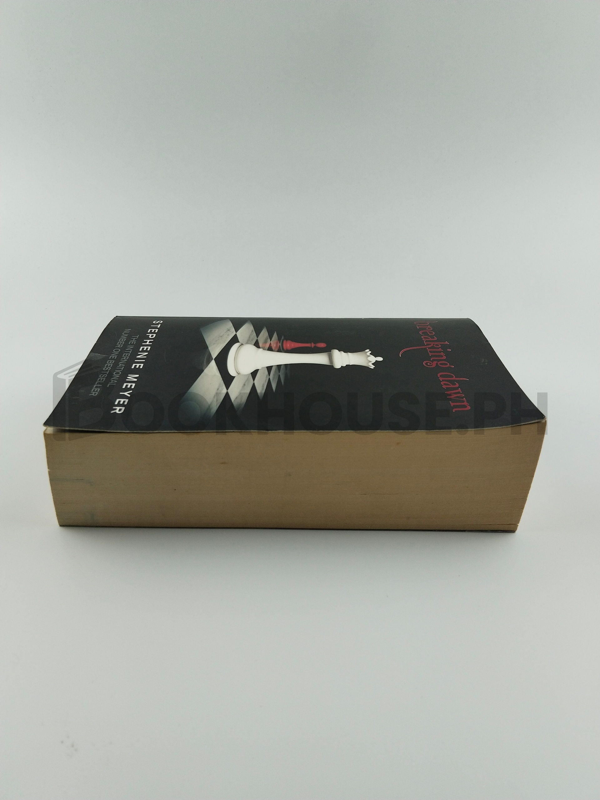 Breaking Dawn by Stephenie Meyer - Image 4