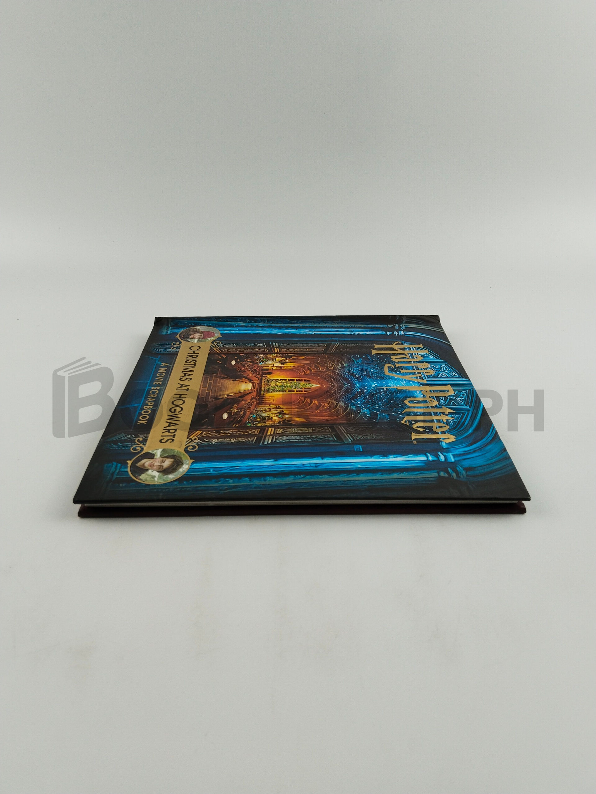 Harry Potter - Christmas At Hogwarts: A Movie Scrapbook by Warner Bros., Jody Revenson - Image 4