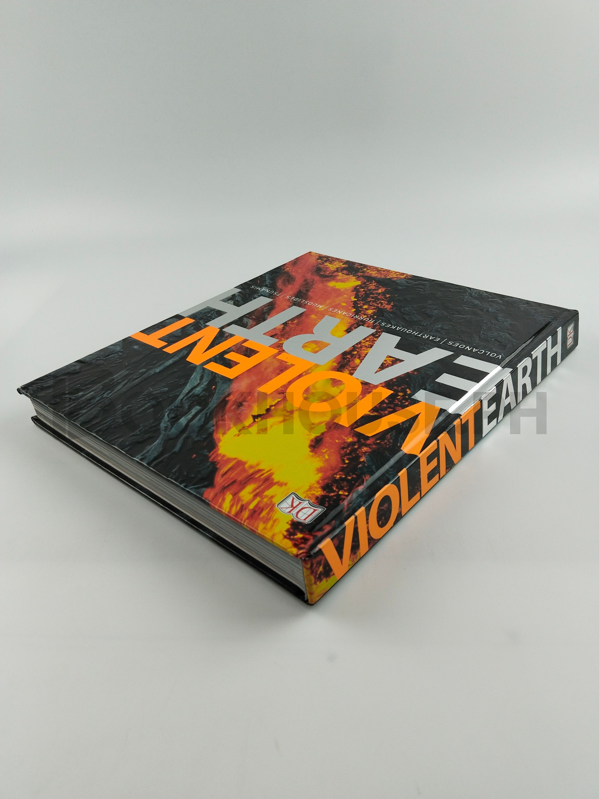 Violent Earth by Robert Dinwiddie, Simon Lamb, Ross Reynolds - Image 2