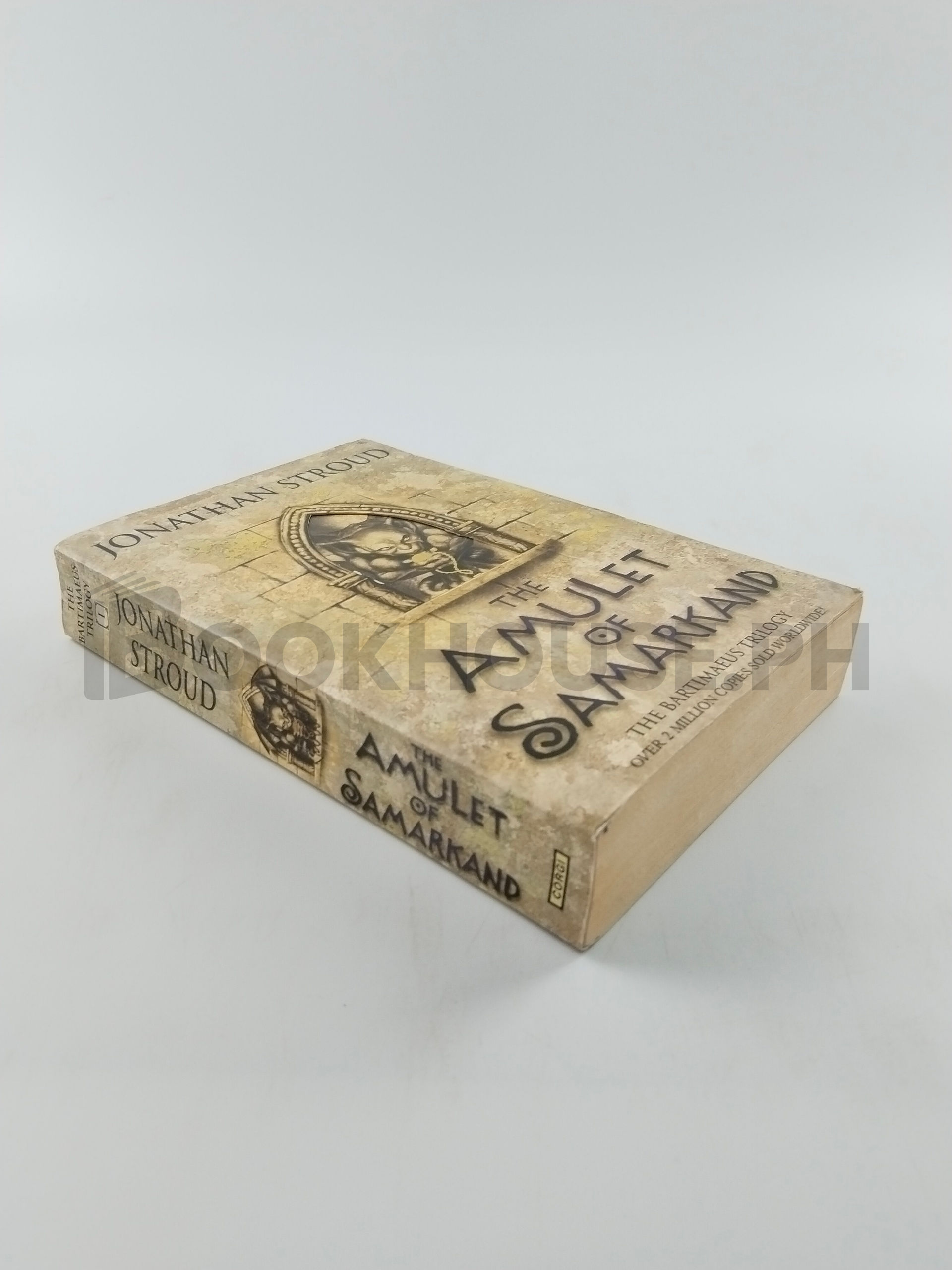 The Amulet Of Samarkand by Jonathan Stroud - Image 2