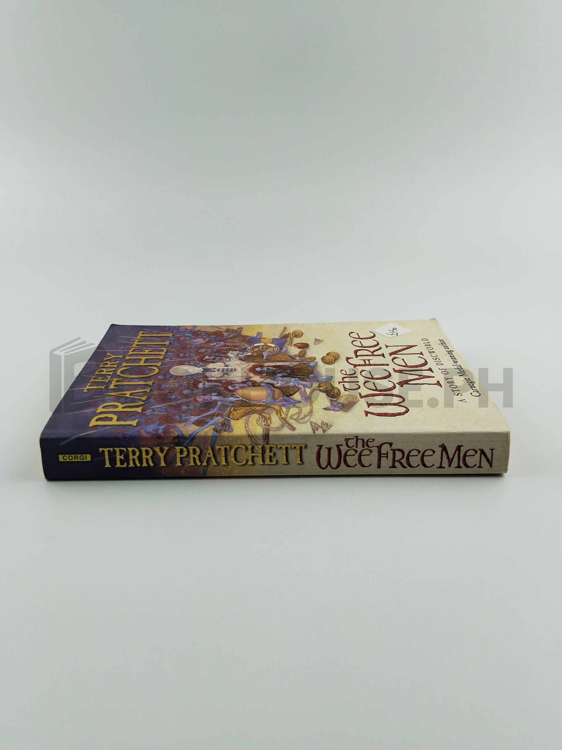 The Wee Free Men by Terry Pratchett - Image 3