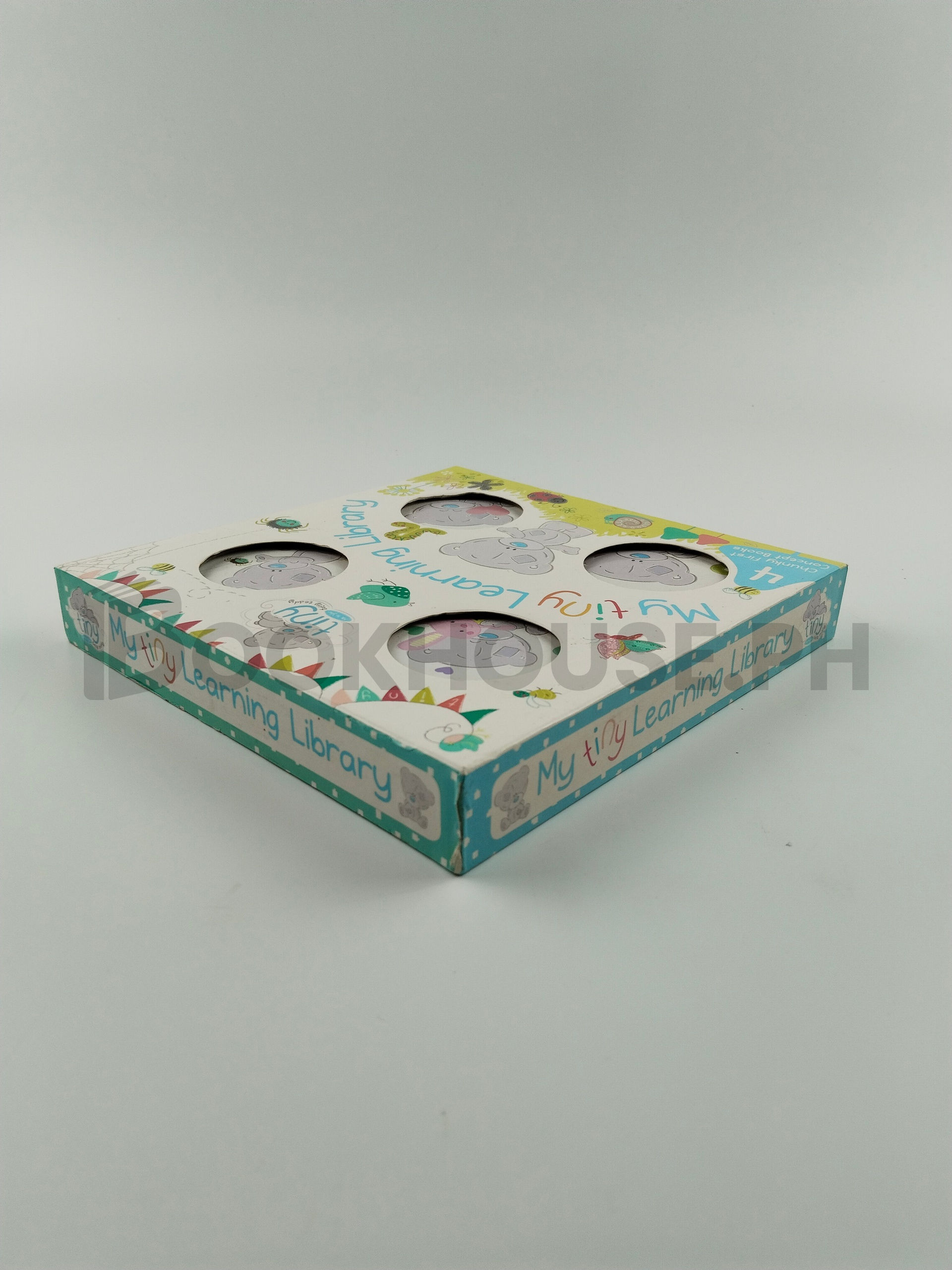 My Tiny Learning Library: Tiny Bigs, Tiny Shapes, Tiny Numbers, Tiny Hug by Autumn Publishing - Image 2