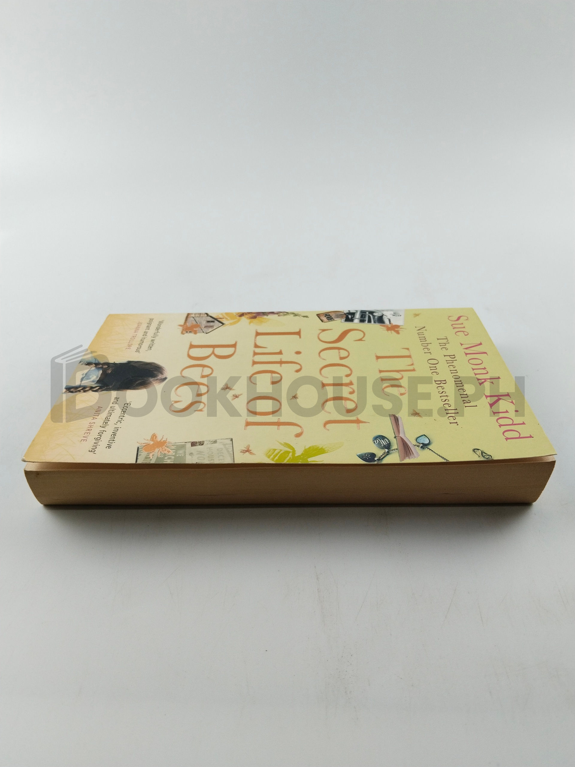 The Secret Life Of Bees by Sue Monk Kidd - Image 4