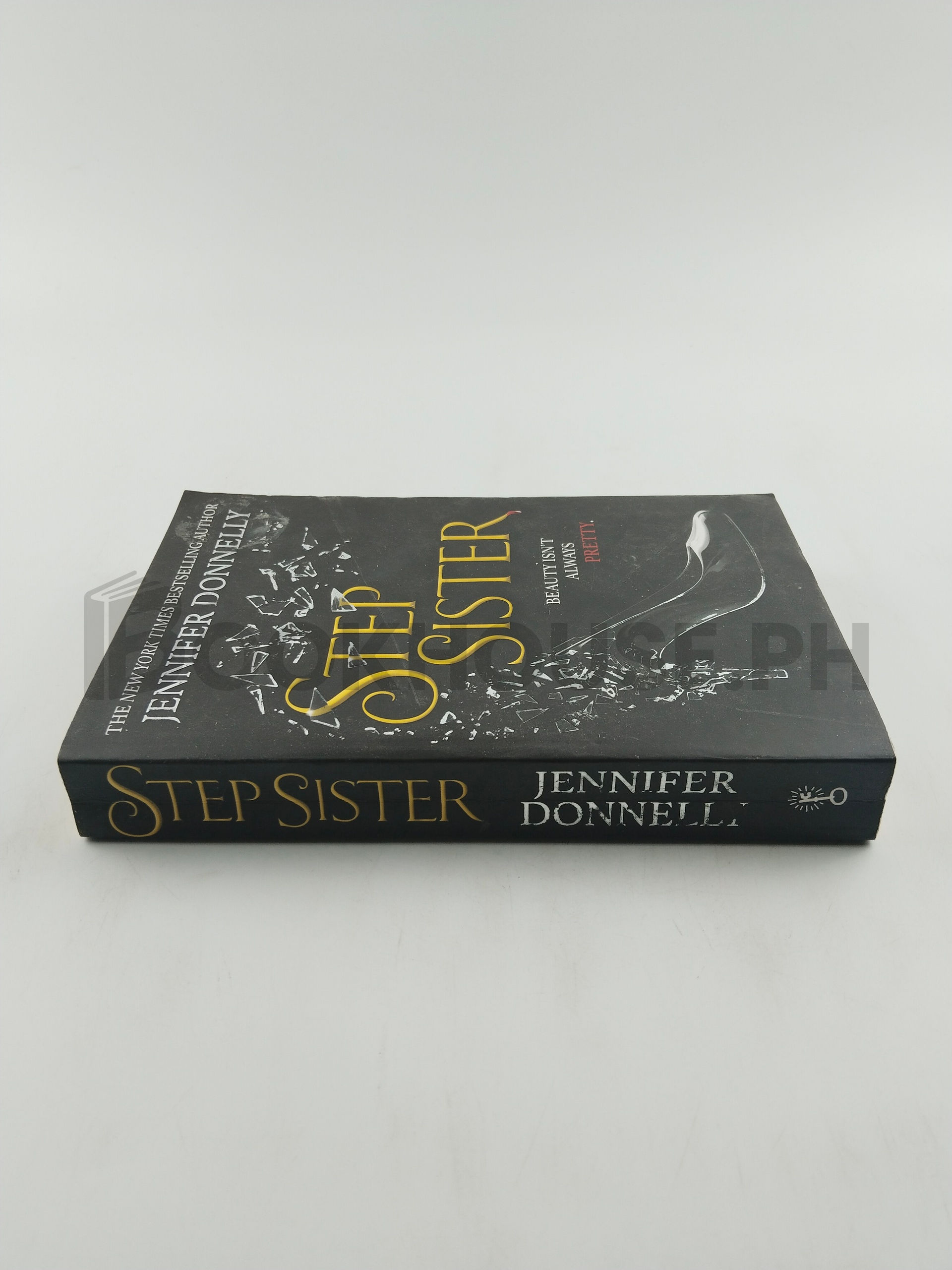 Stepsister by Jennifer Donnelly - Image 3