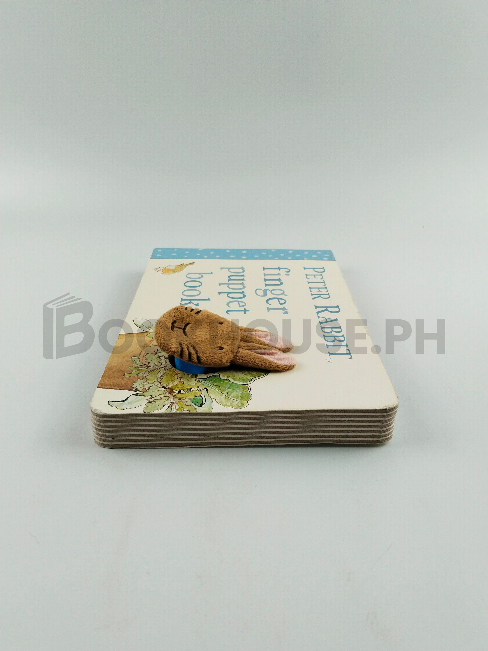 Peter Rabbit Finger Puppet Book by Beatrix Potter - Image 4