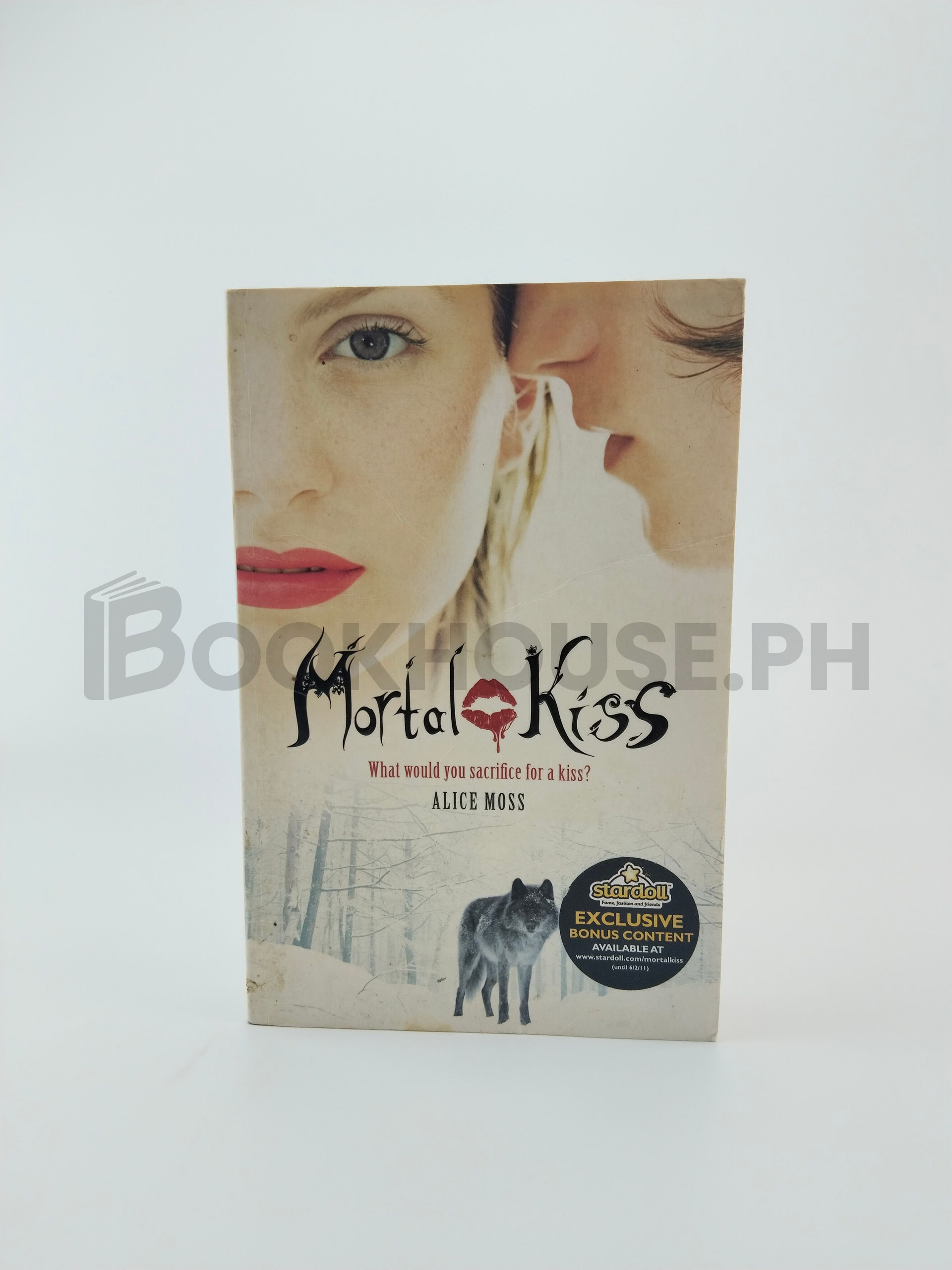 Mortal Kiss by Alice Moss