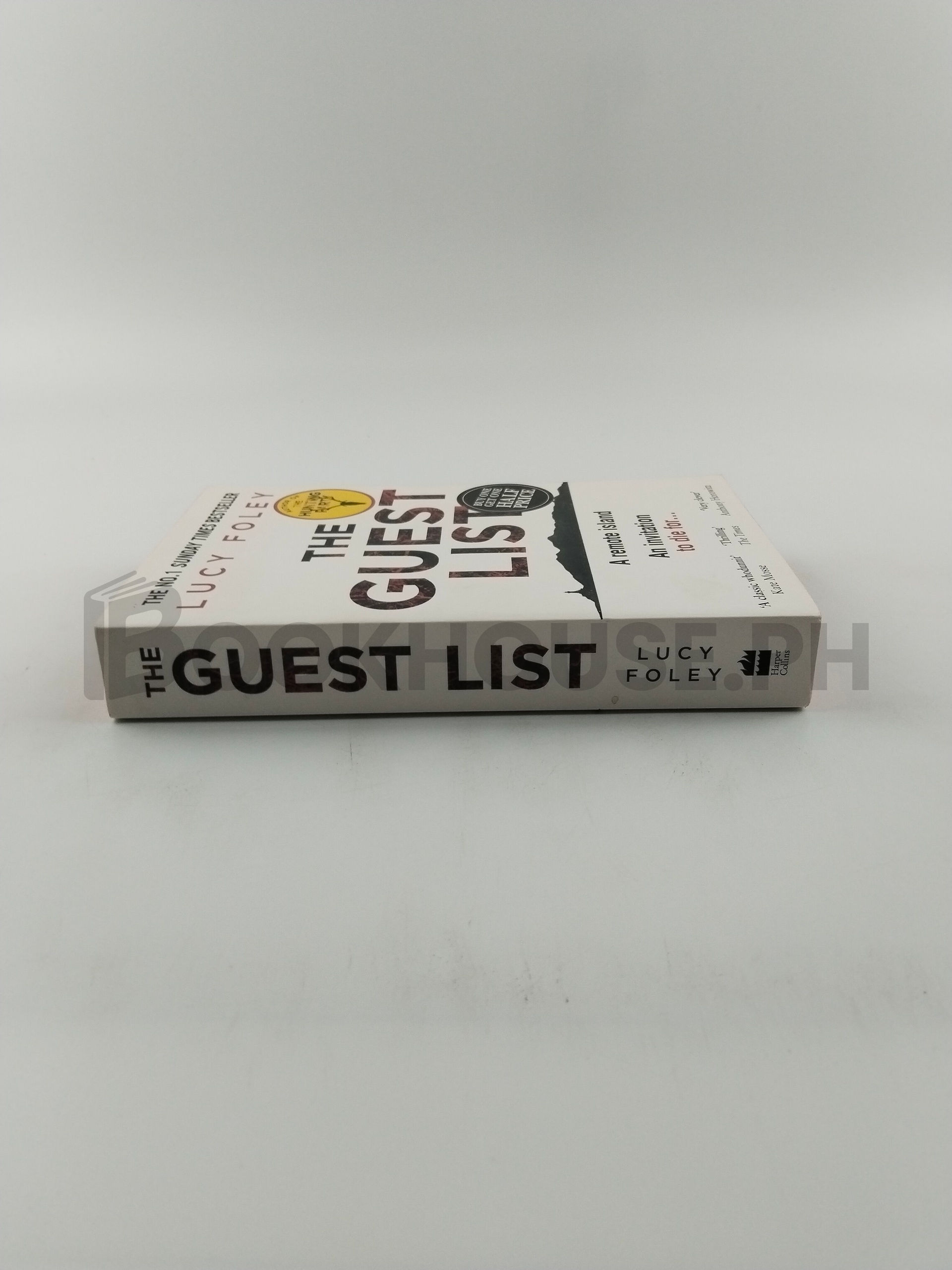 The Guest List by Lucy Foley - Image 3
