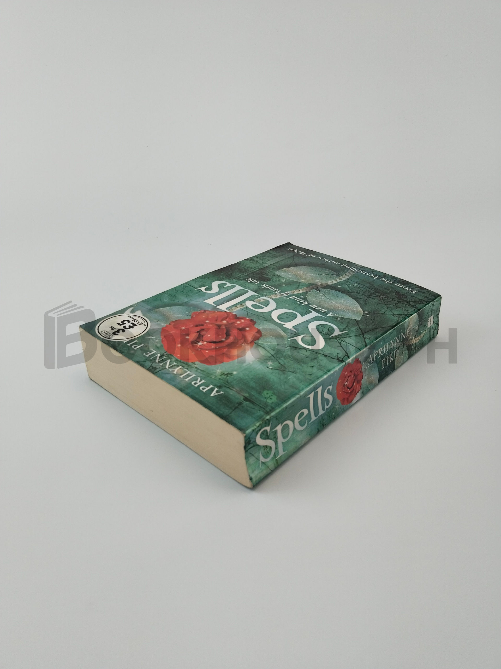 Spells by Aprilynne Pike - Image 2