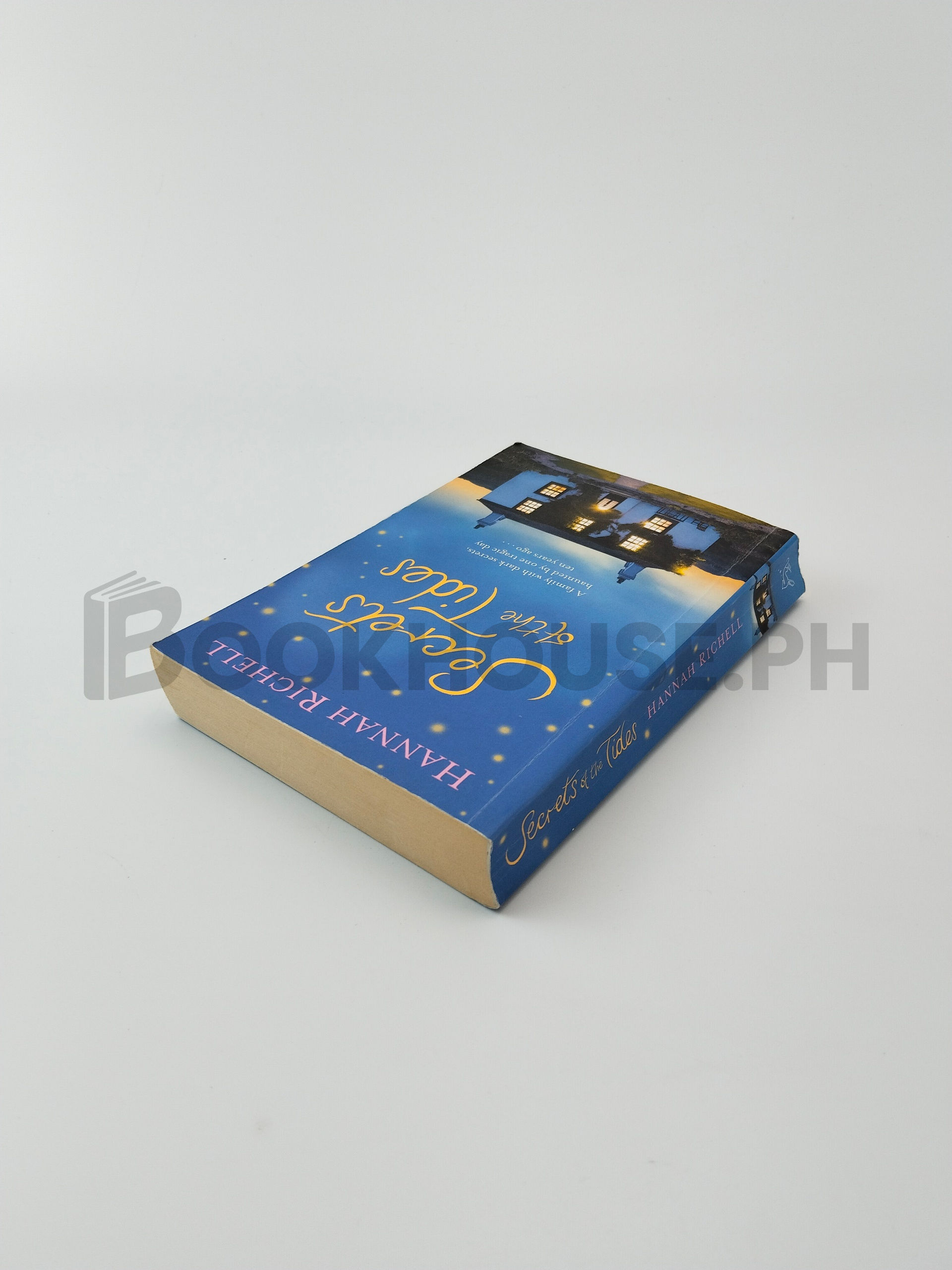 Secrets Of The Tides by Hannah Richell - Image 2