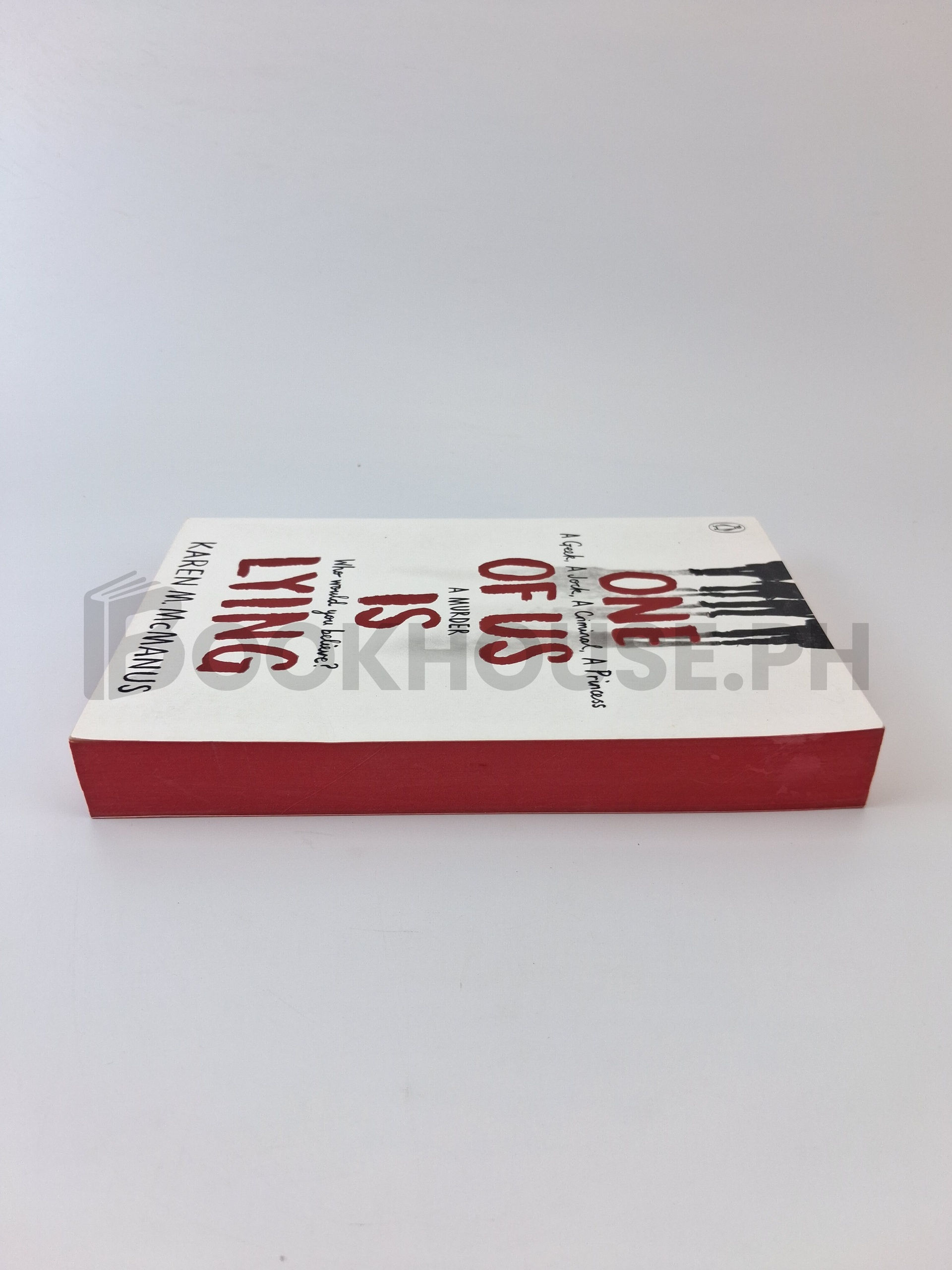 One Of Us Is Lying by Karen M. Mcmanus - Image 4