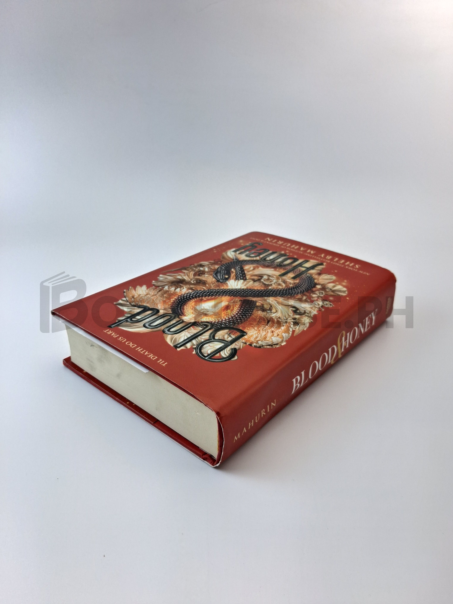 Blood & Honey by Shelby Mahurin - Image 2