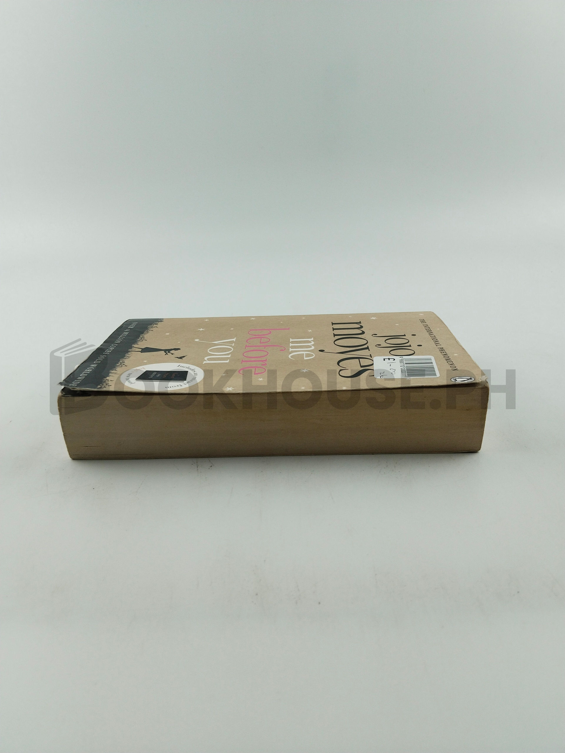 Me Before You by Jojo Moyes - Image 4