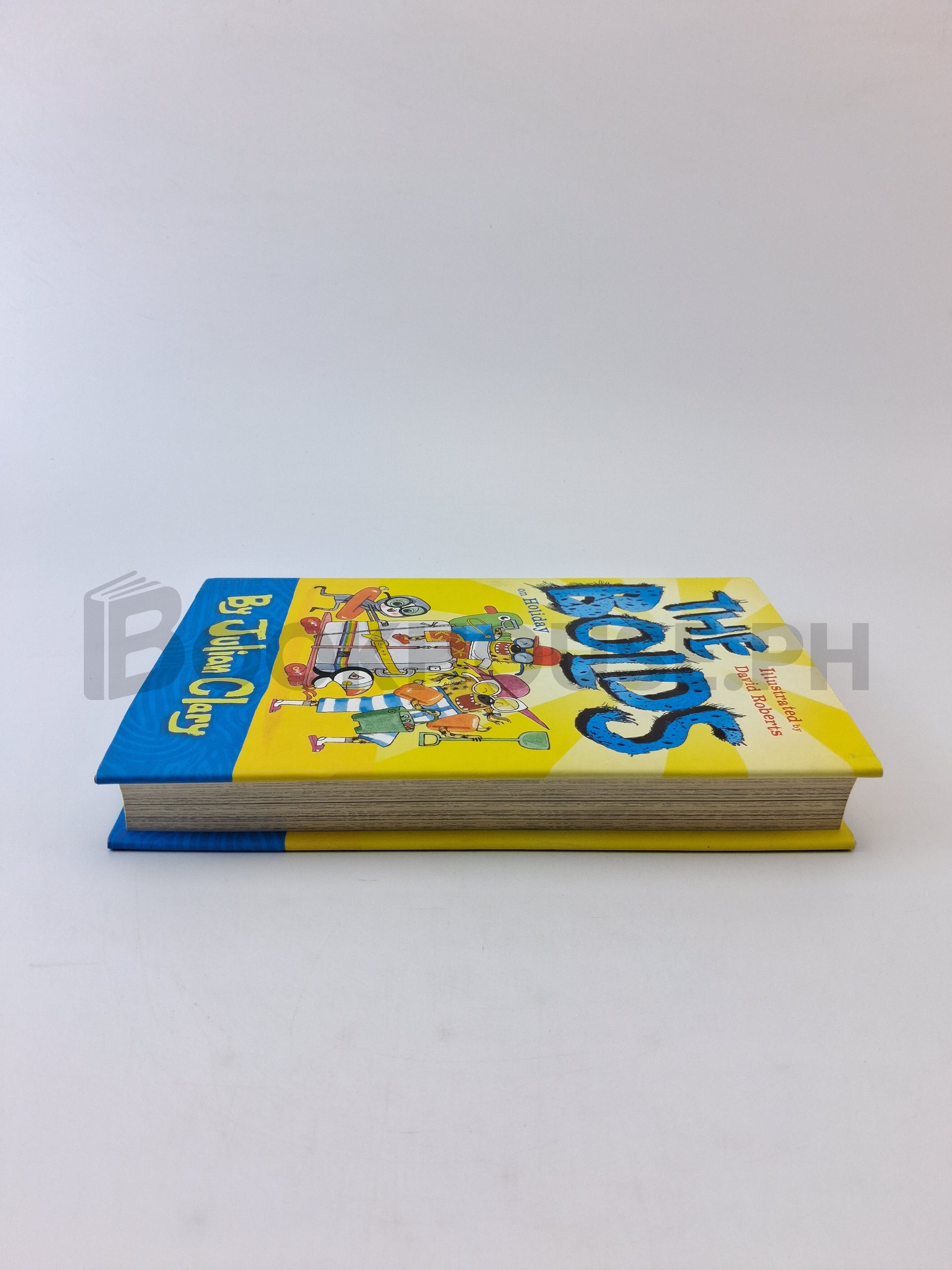 The Bolds On Holiday by Julian Clary - Image 4