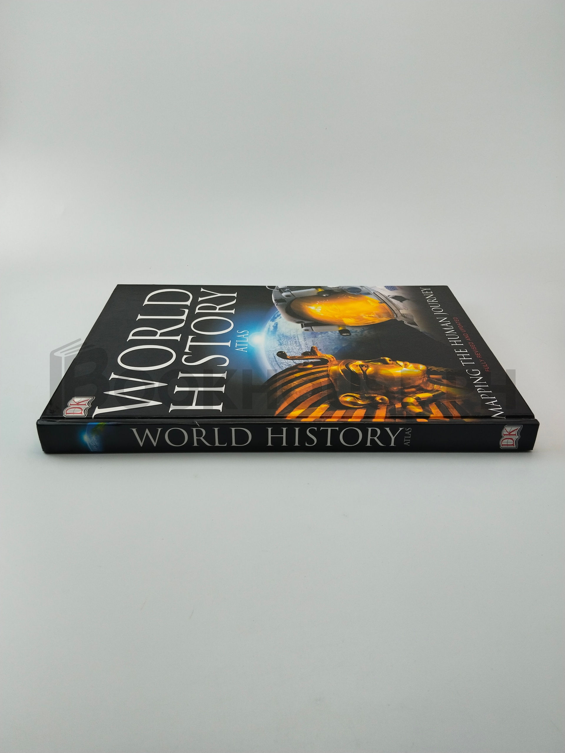 World History Atlas by Jeremy Black - Image 3