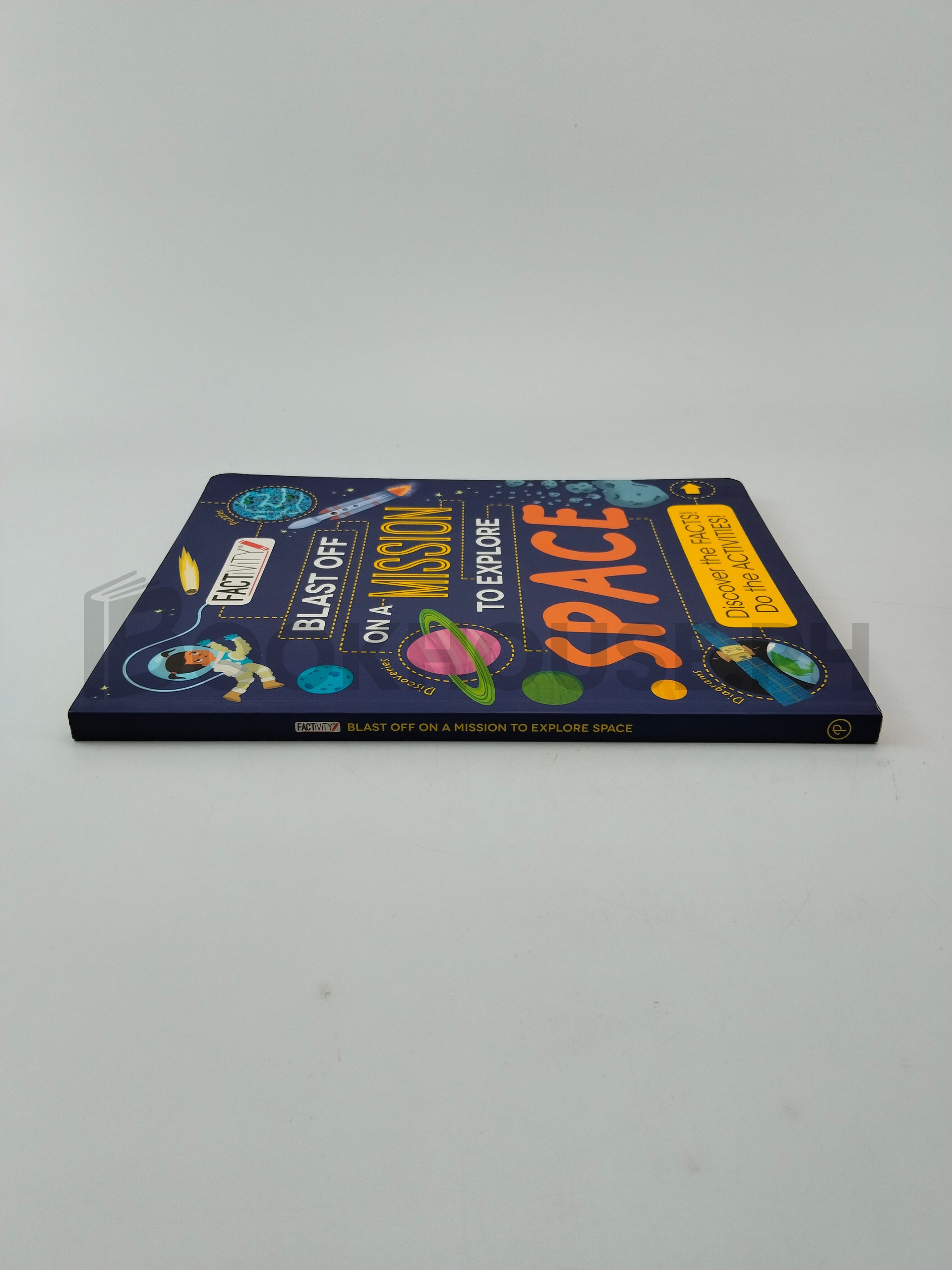 Factivity Blast Off On A Mission To Explore Space by Tom Jackson - Image 3