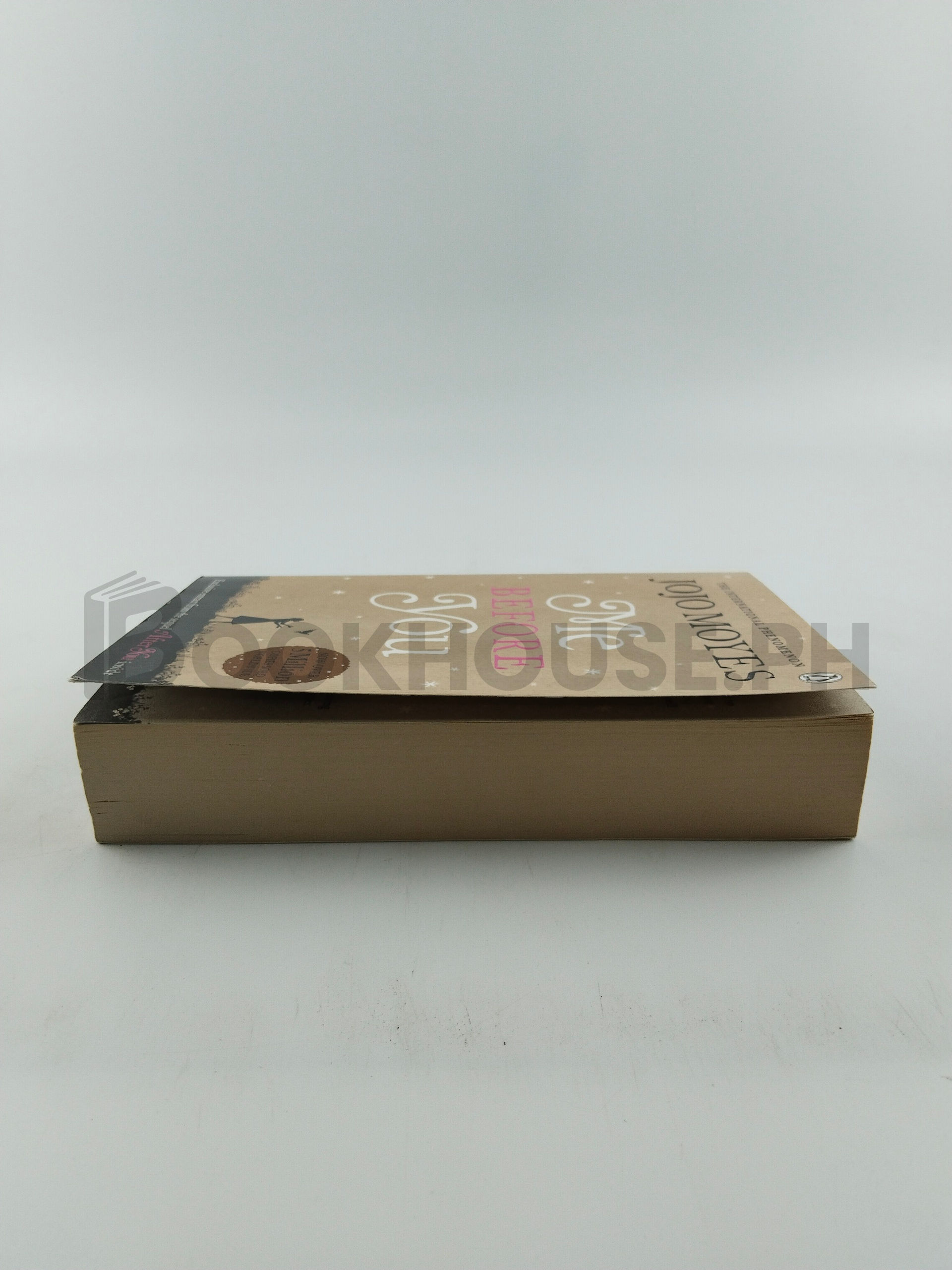 Me Before You by Jojo Moyes - Image 4