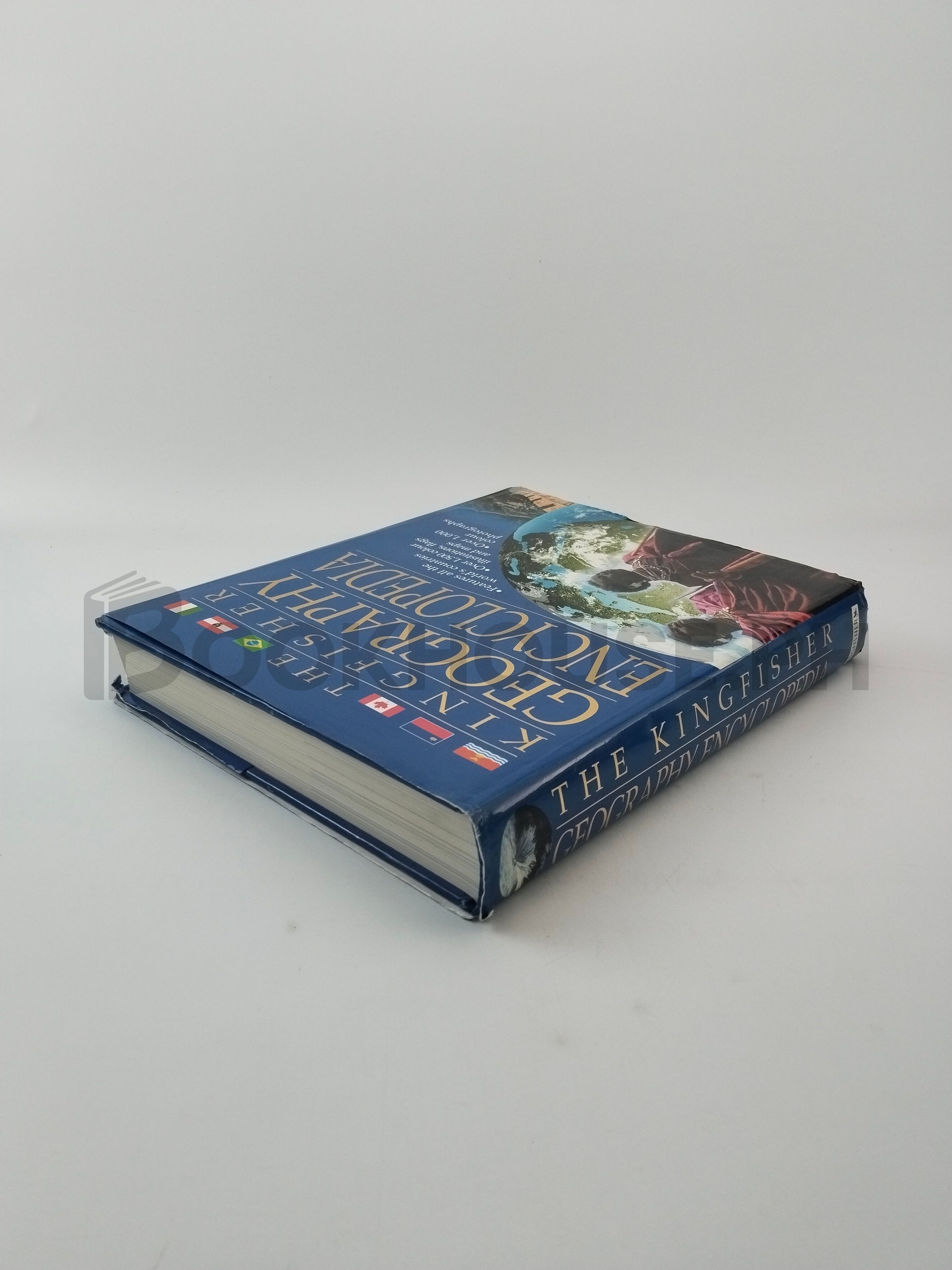 The Kingfisher Geography Encyclopedia by Clive Gifford, Clive Carpenter - Image 2