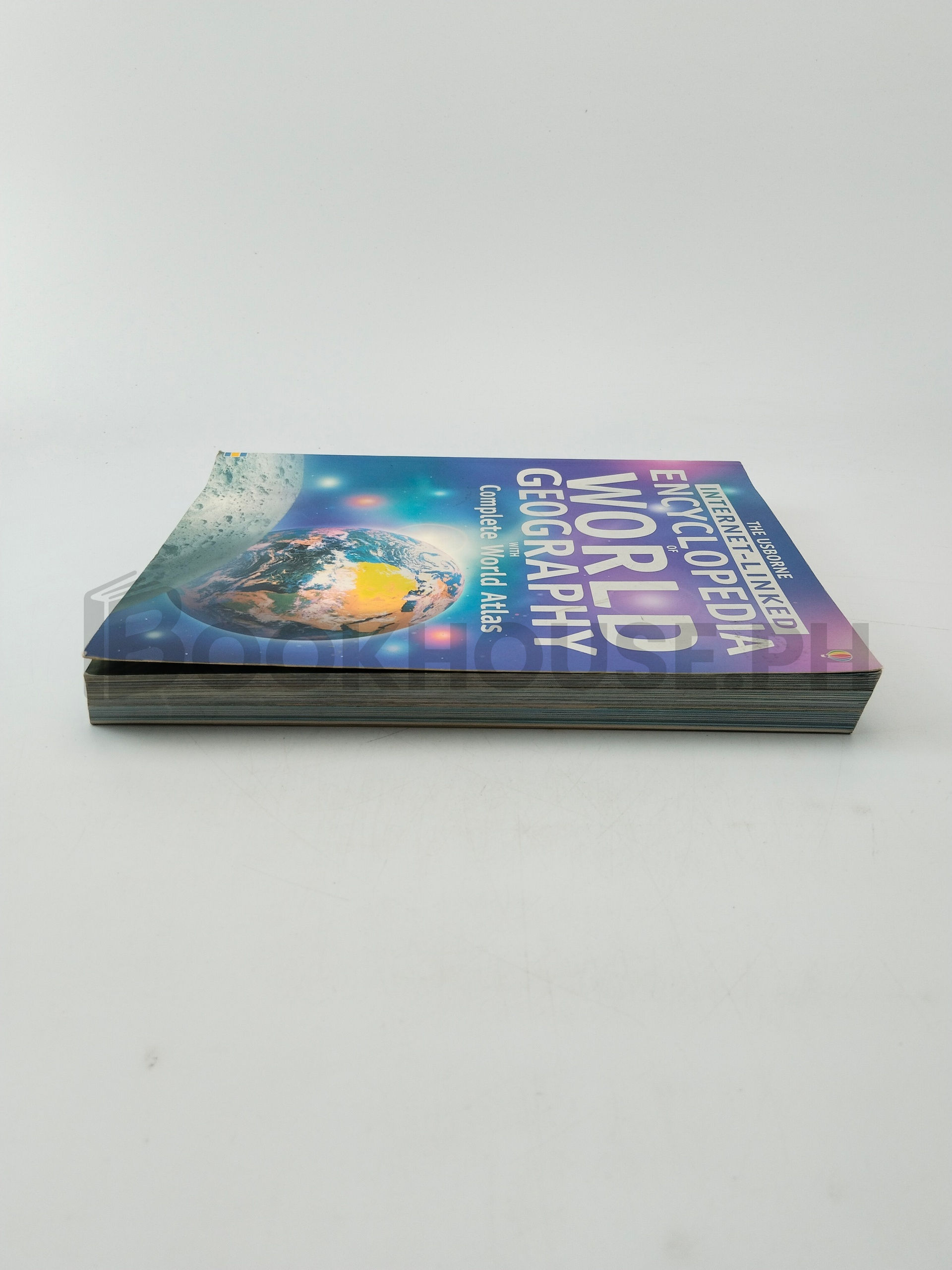 The Usborne Internet-linked Encyclopedia Of World Geography With Complete World Atlas by Gillian Doherty, Anna Claybourne, Susanna Davidson - Image 4