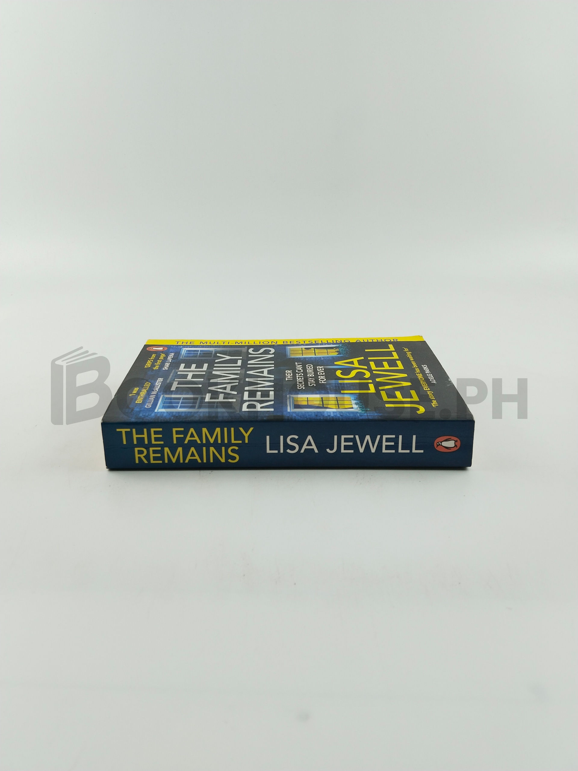 The Family Remains by Lisa Jewell - Image 3