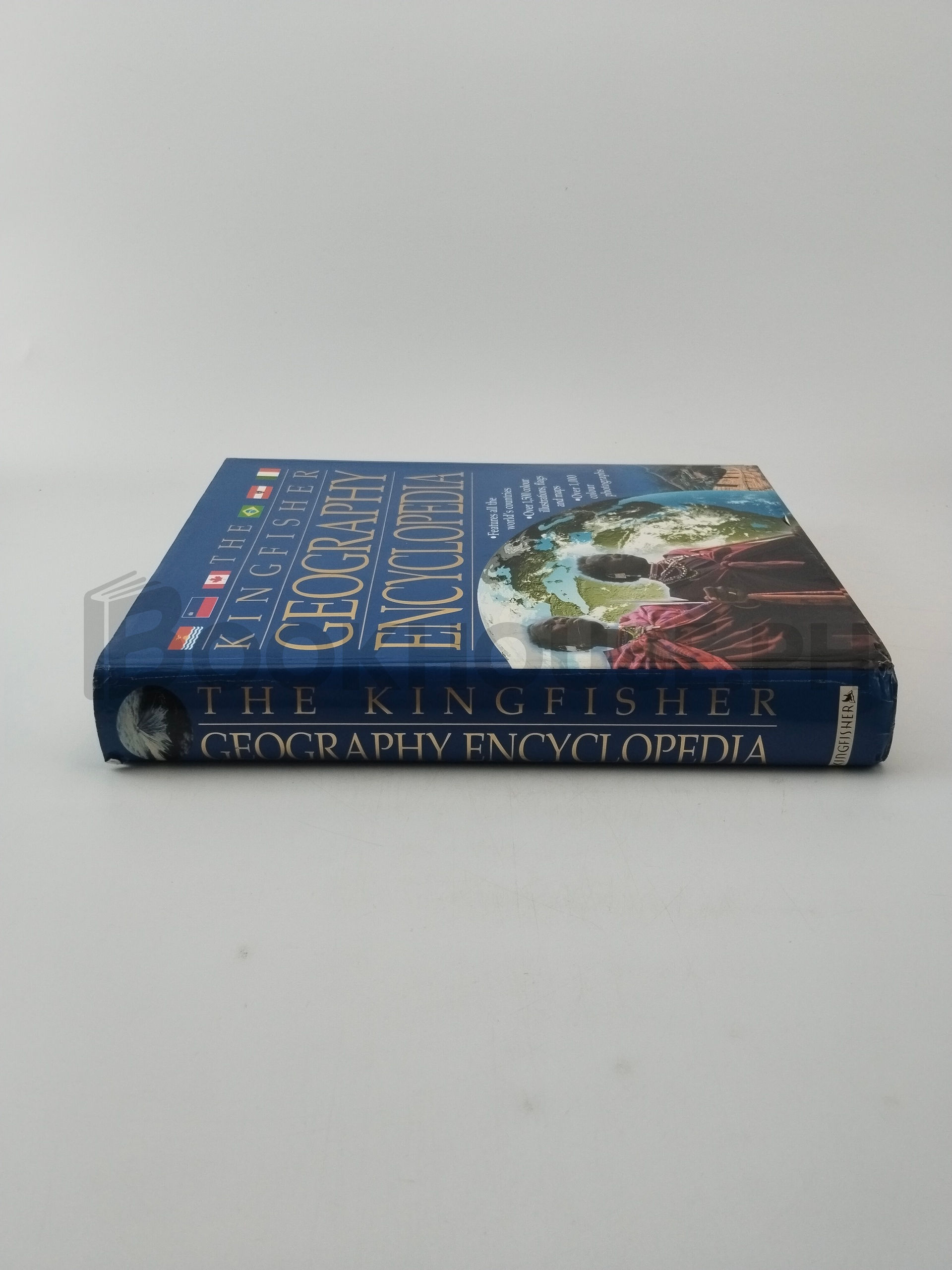 The Kingfisher Geography Encyclopedia by Clive Gifford, Clive Carpenter - Image 3