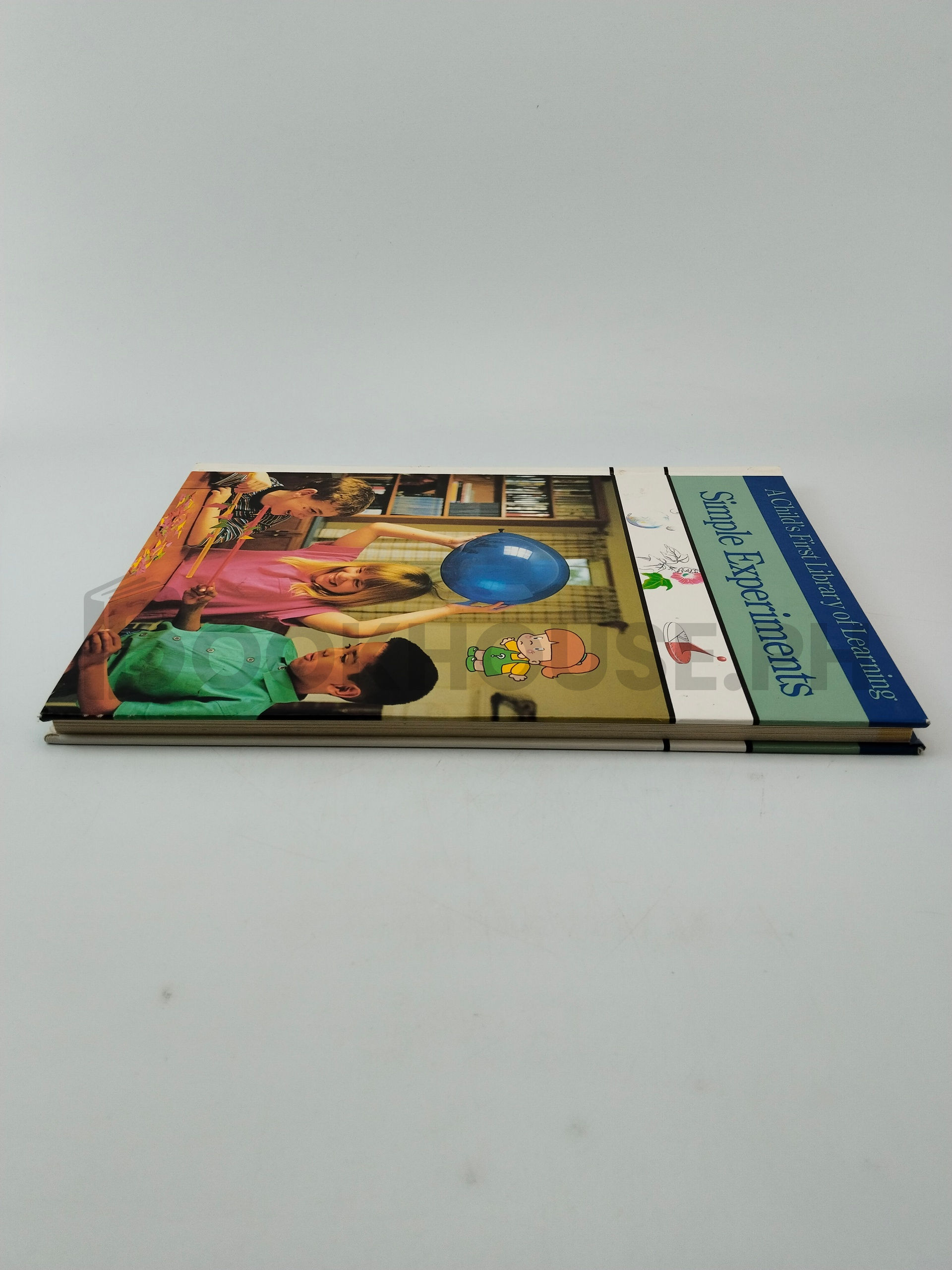 Simple Experiments by Children's Library - Image 4