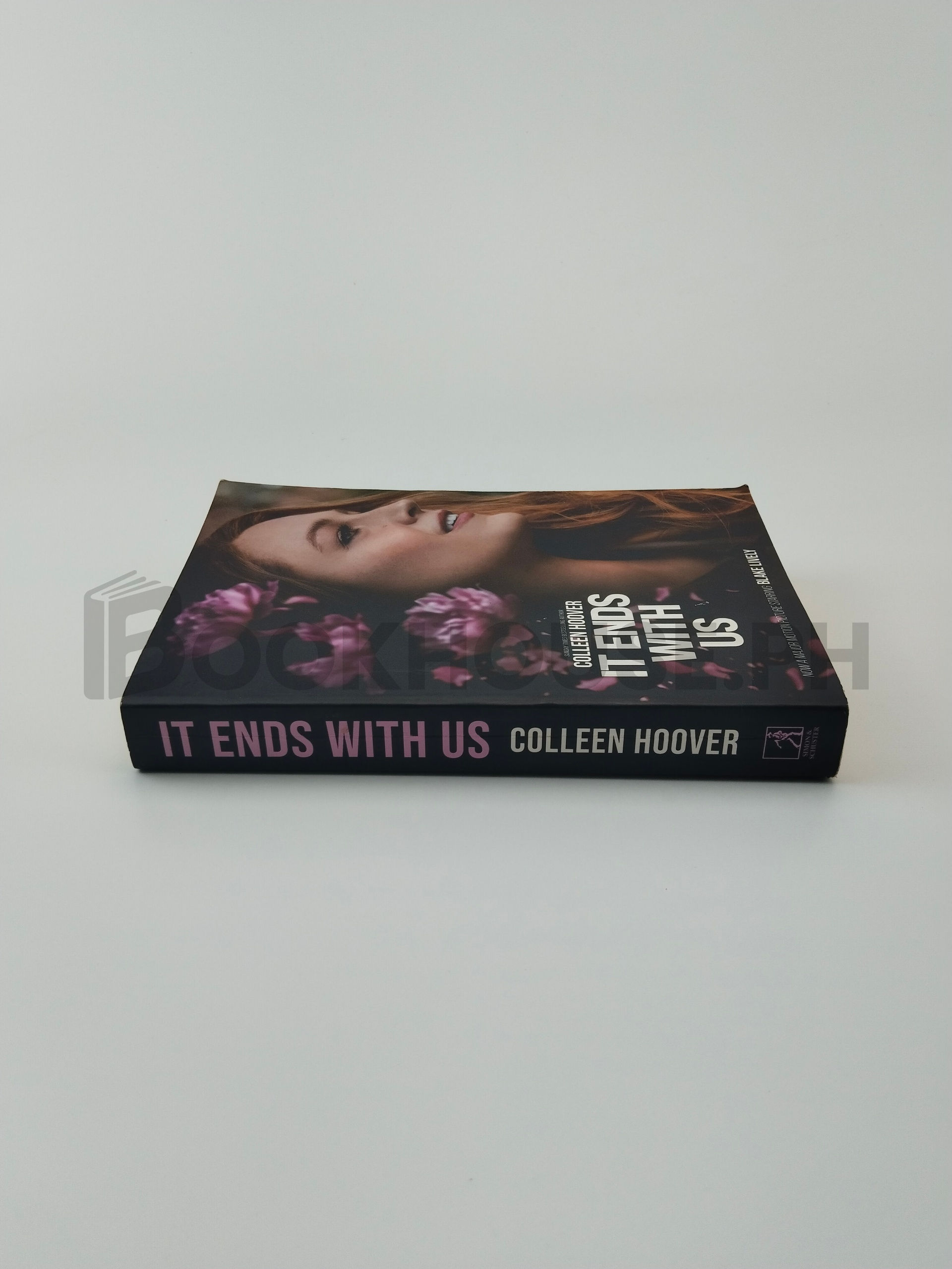 It Ends With Us by Colleen Hoover - Image 3