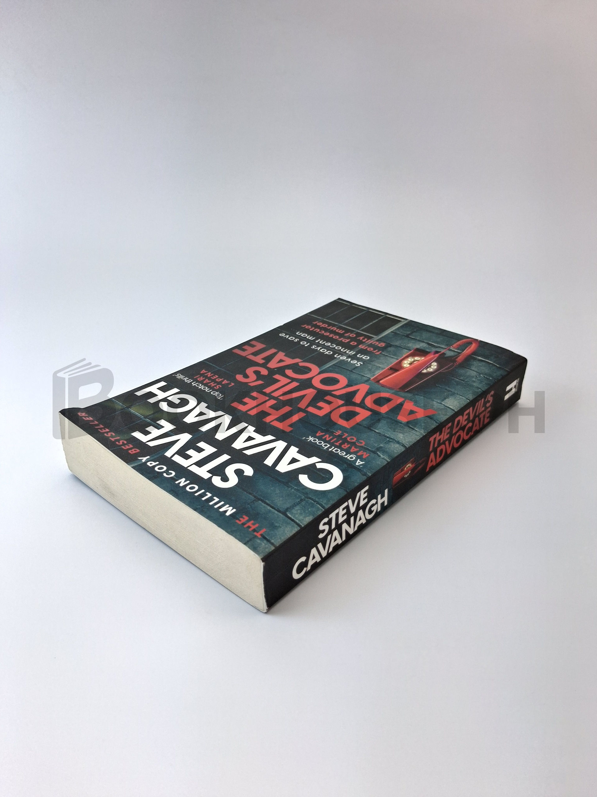 The Devil's Advocate by Steve Cavanagh - Image 2