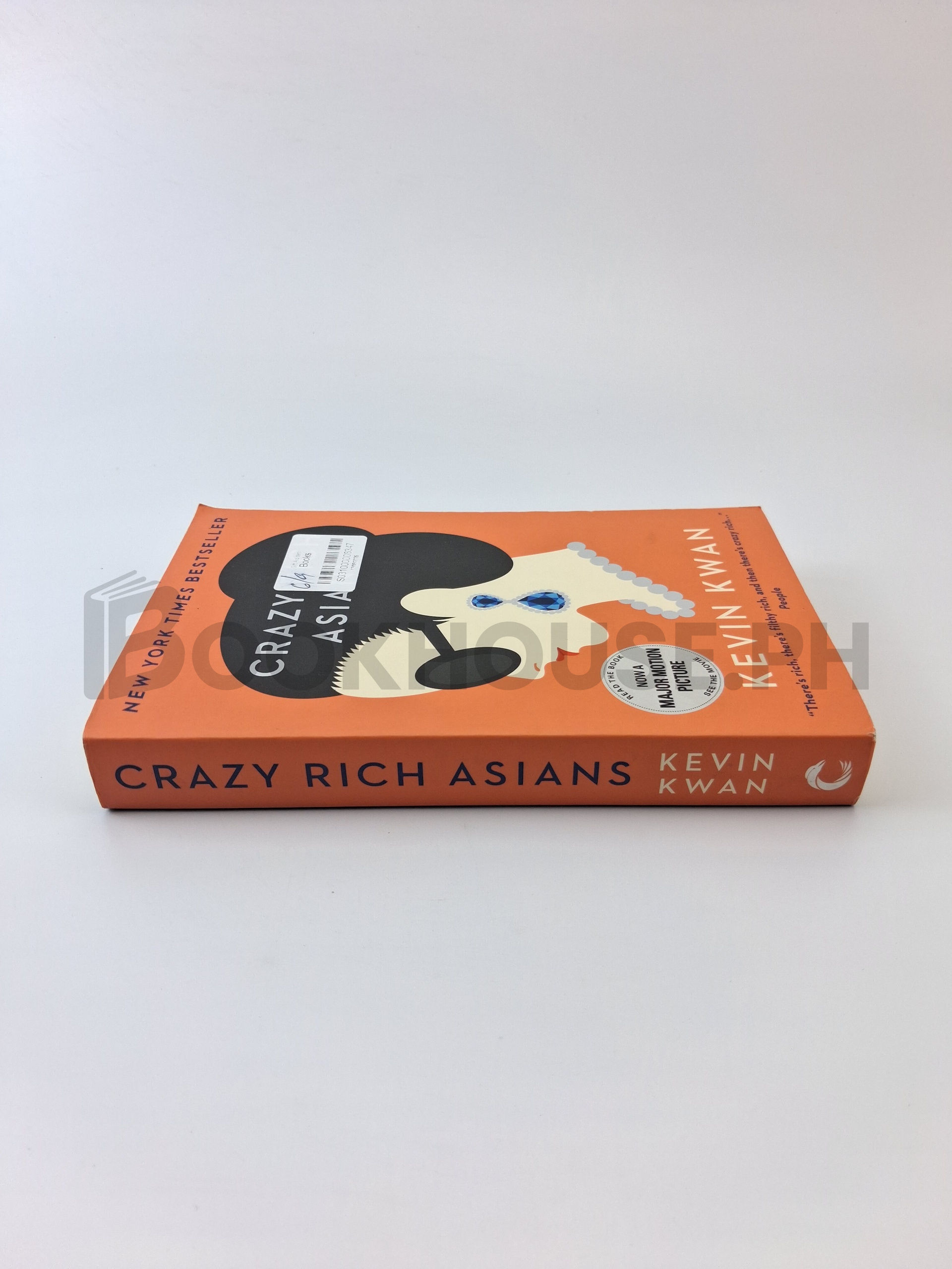 Crazy Rich Asians by Kevin Kwan - Image 3