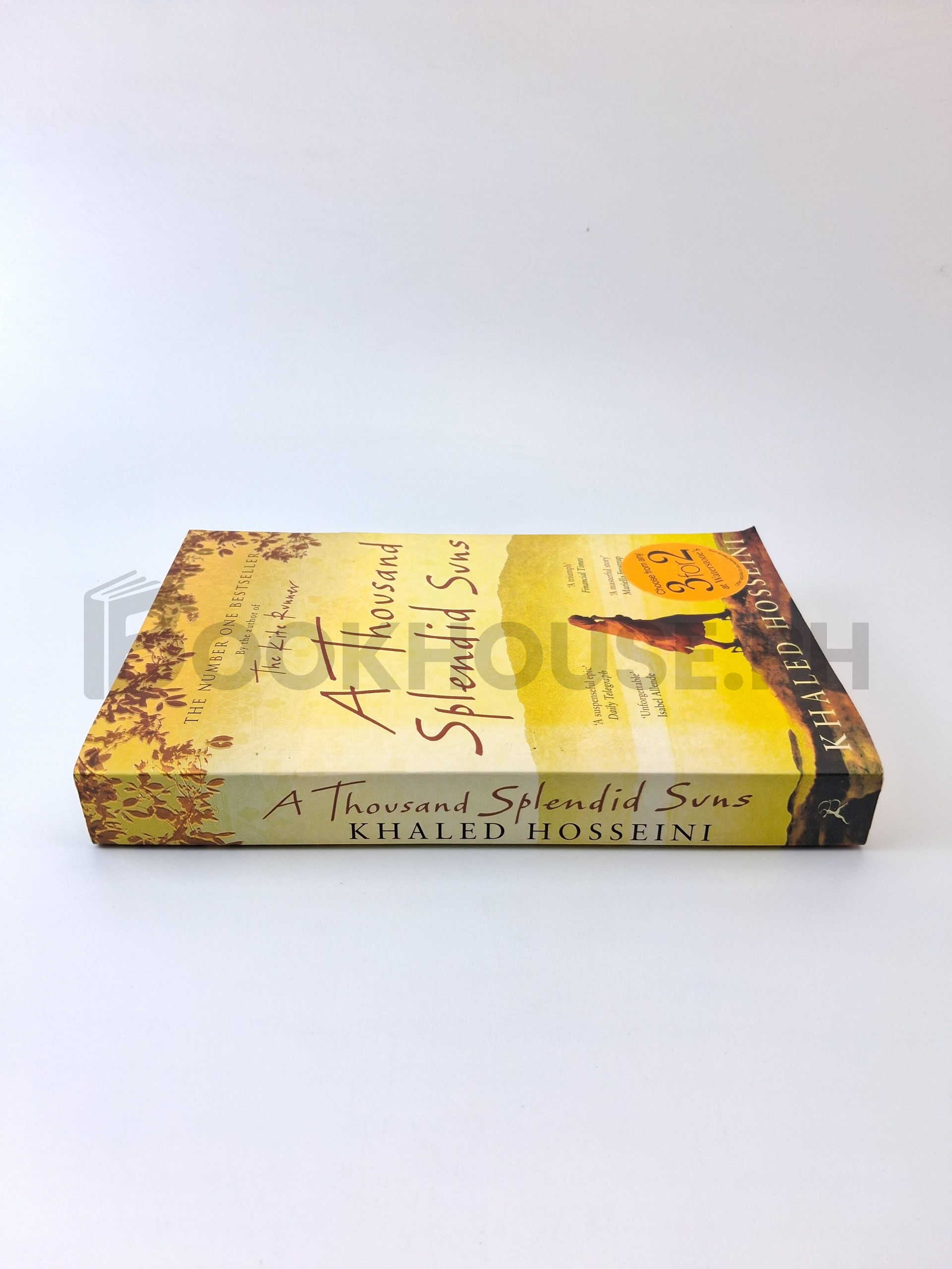 A Thousand Splendid Suns by Khaled Hosseini - Image 3