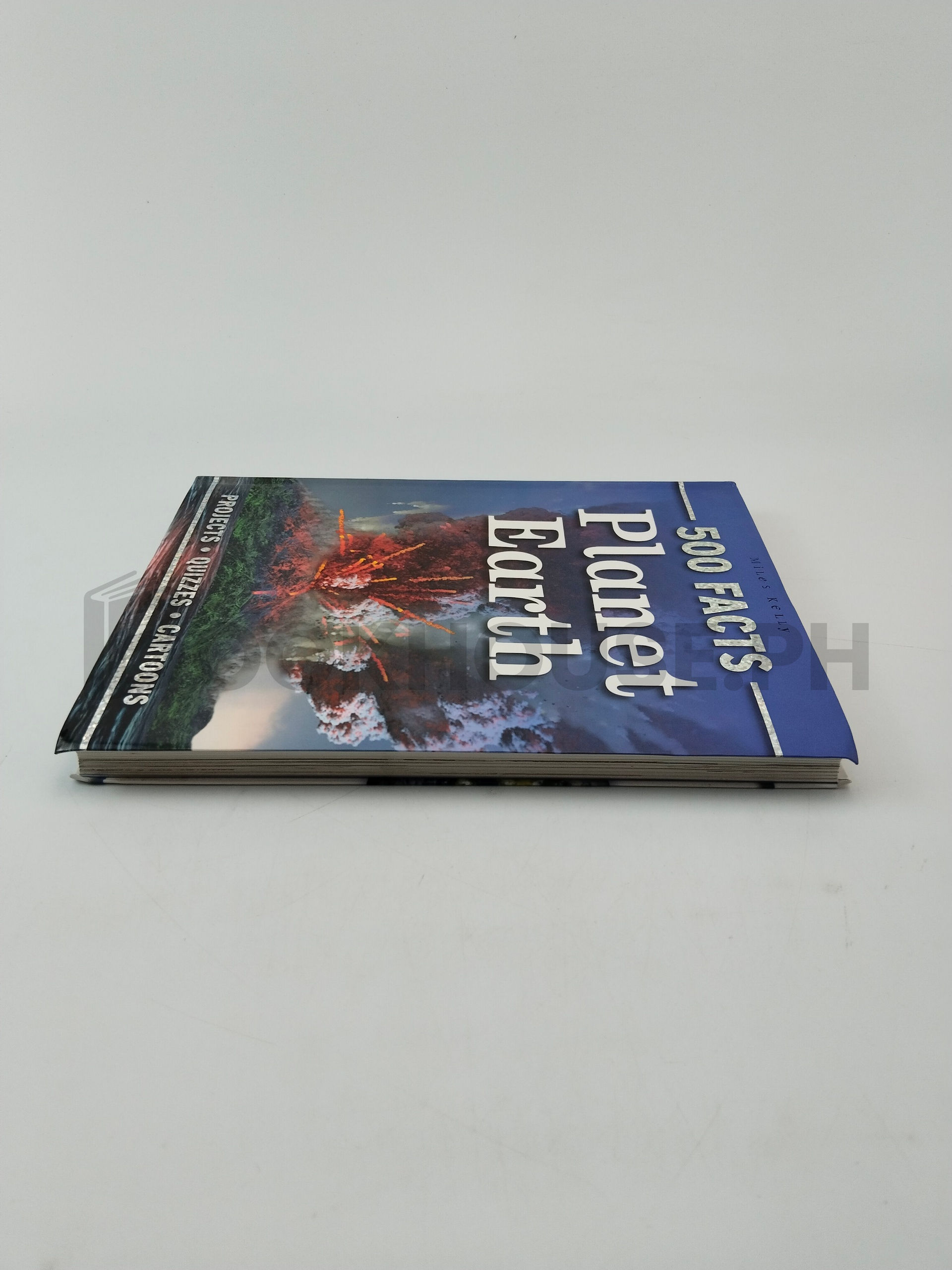 500 Facts - Planet Earth by Stephen James - Image 4