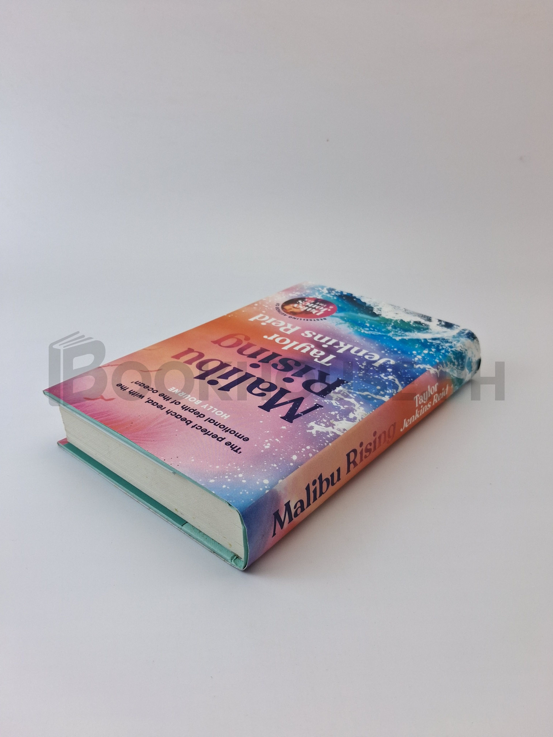 Malibu Rising by Taylor Jenkins Reid - Image 2