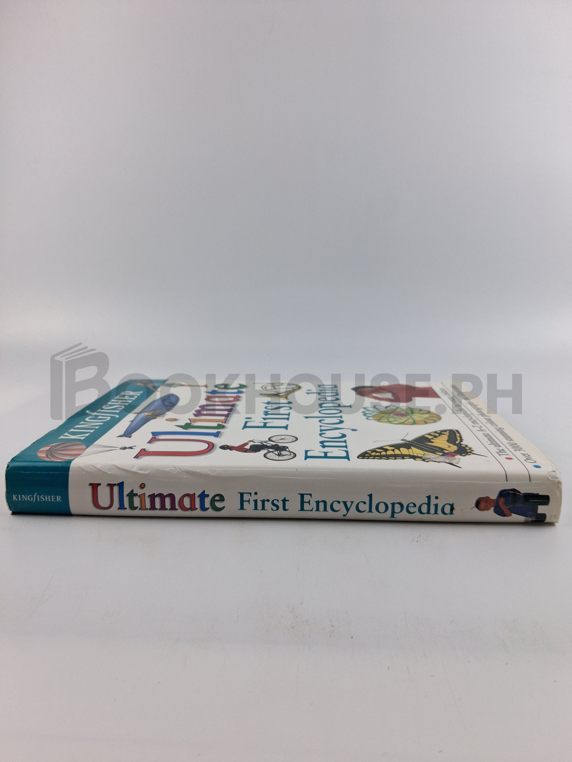 Ultimate First Encyclopaedia by Samantha Armstrong - Image 3