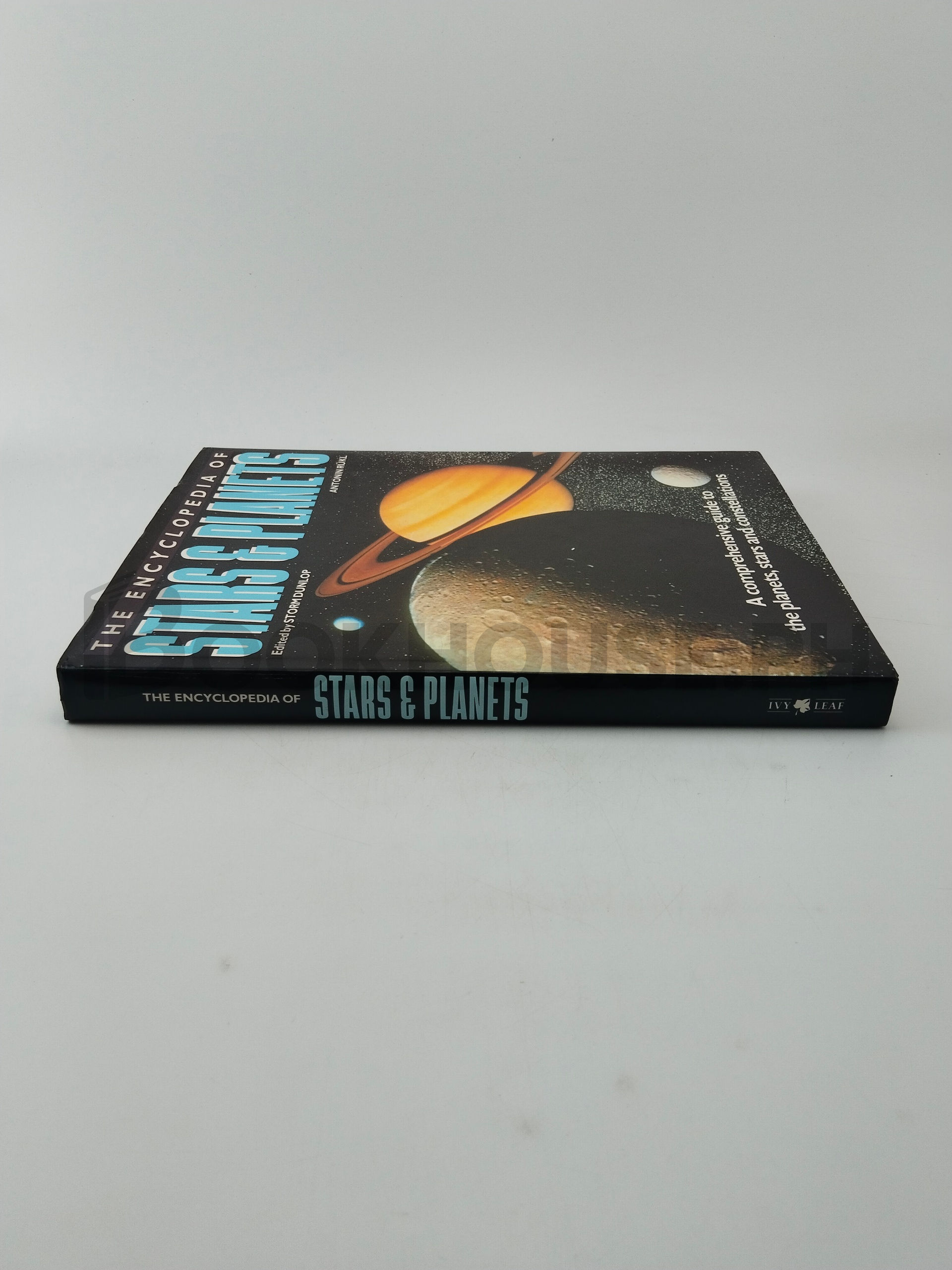 The Encyclopedia Of Stars & Planets by Antonin Rükl - Image 3