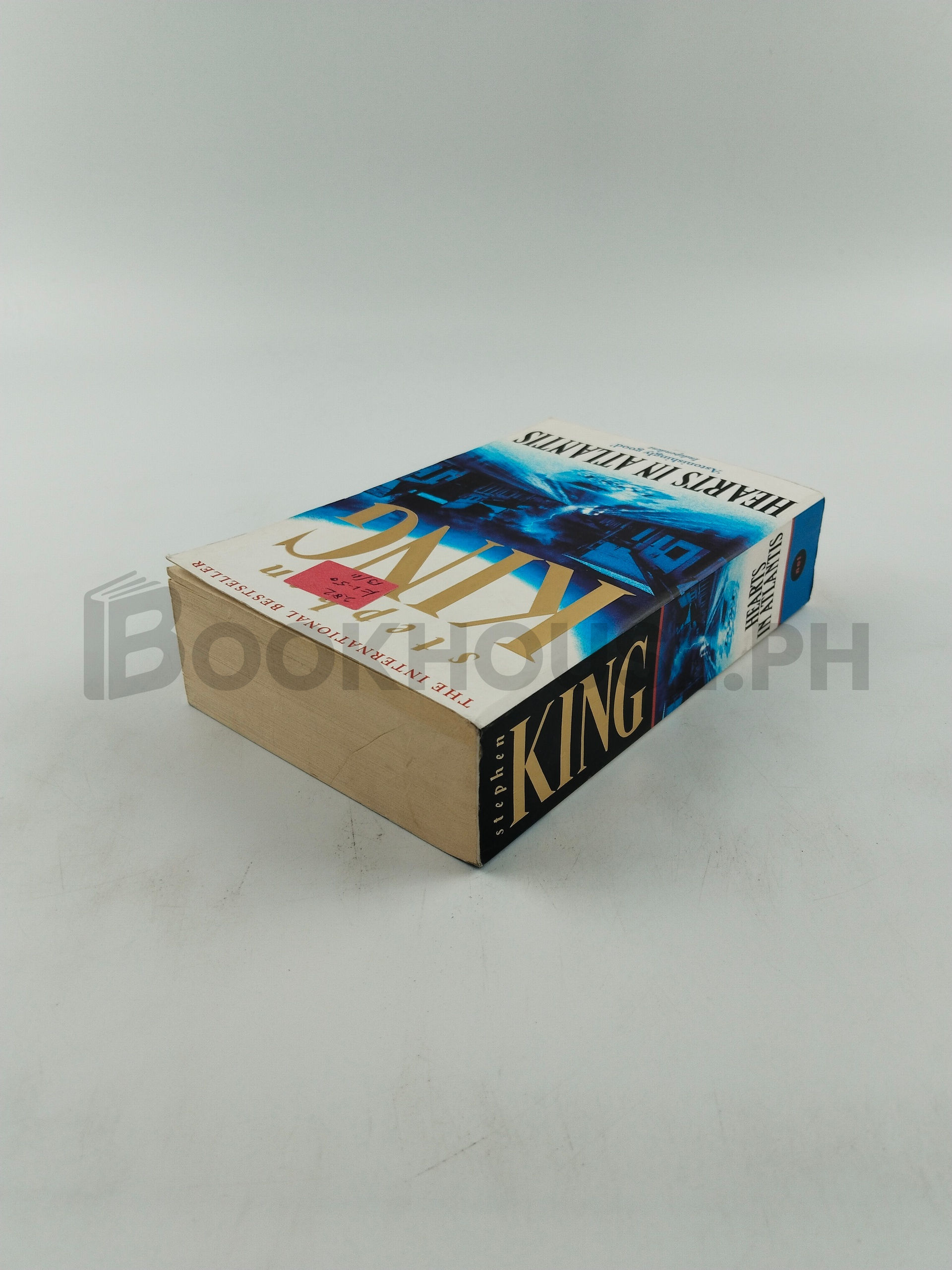 Hearts In Atlantis by Stephen King - Image 2