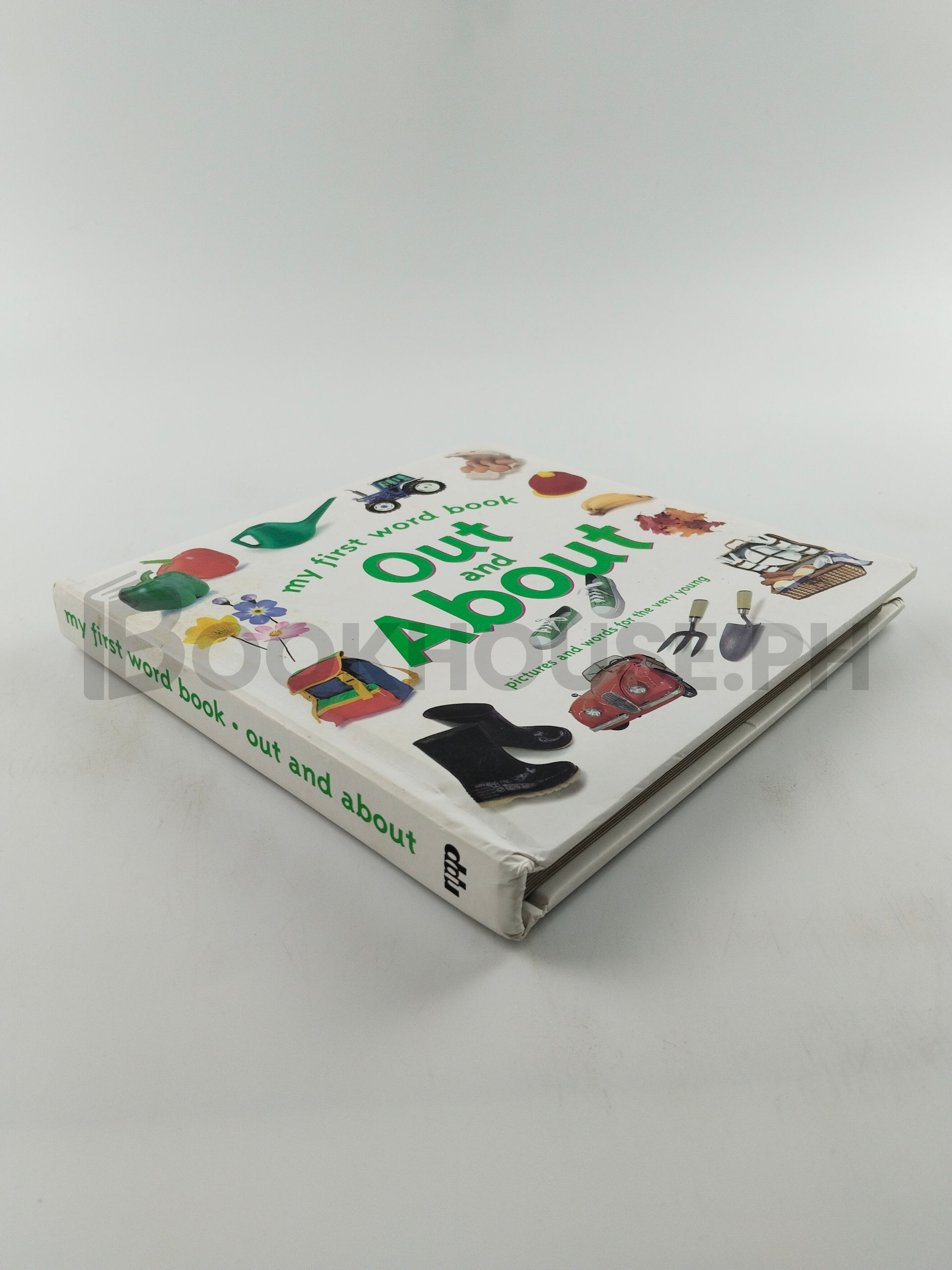 My First Word Book - Out And About by North Parade Publishing Ltd - Image 2