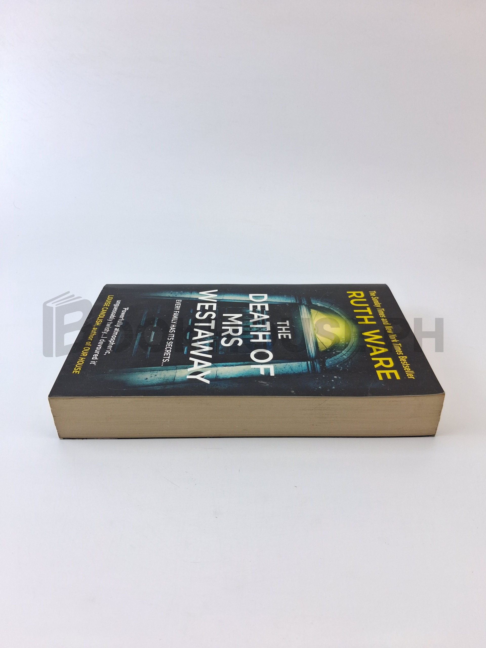 The Death Of Mrs Westaway by Ruth Ware - Image 4