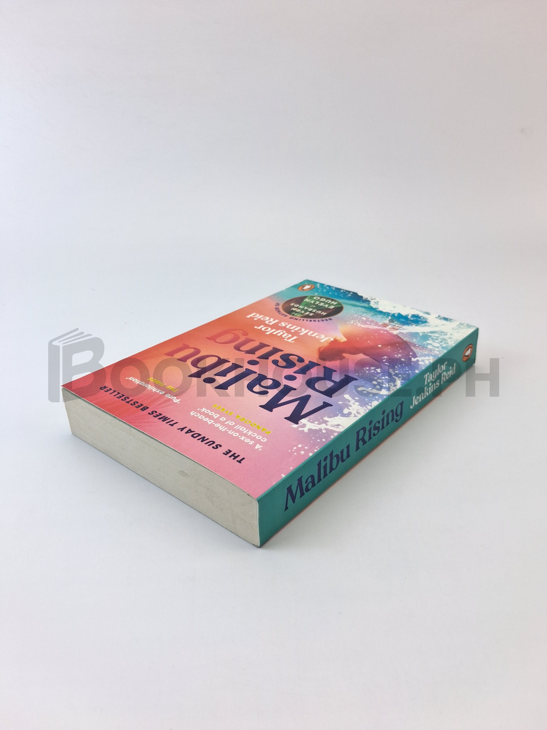 Malibu Rising by Taylor Jenkins Reid - Image 2